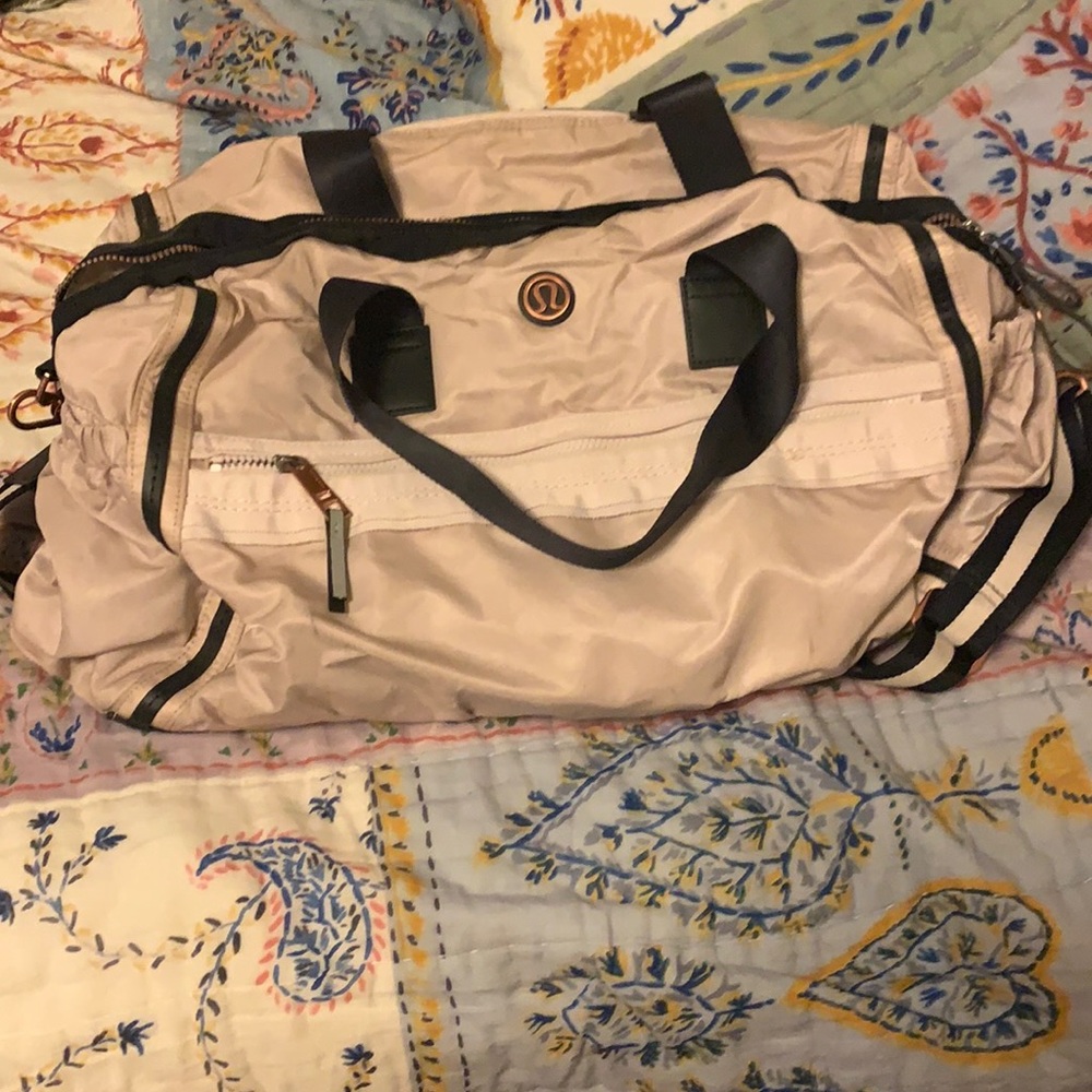 Lululemon gym bag